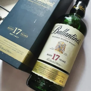 Ballantine's 17 İskoç Viskisi